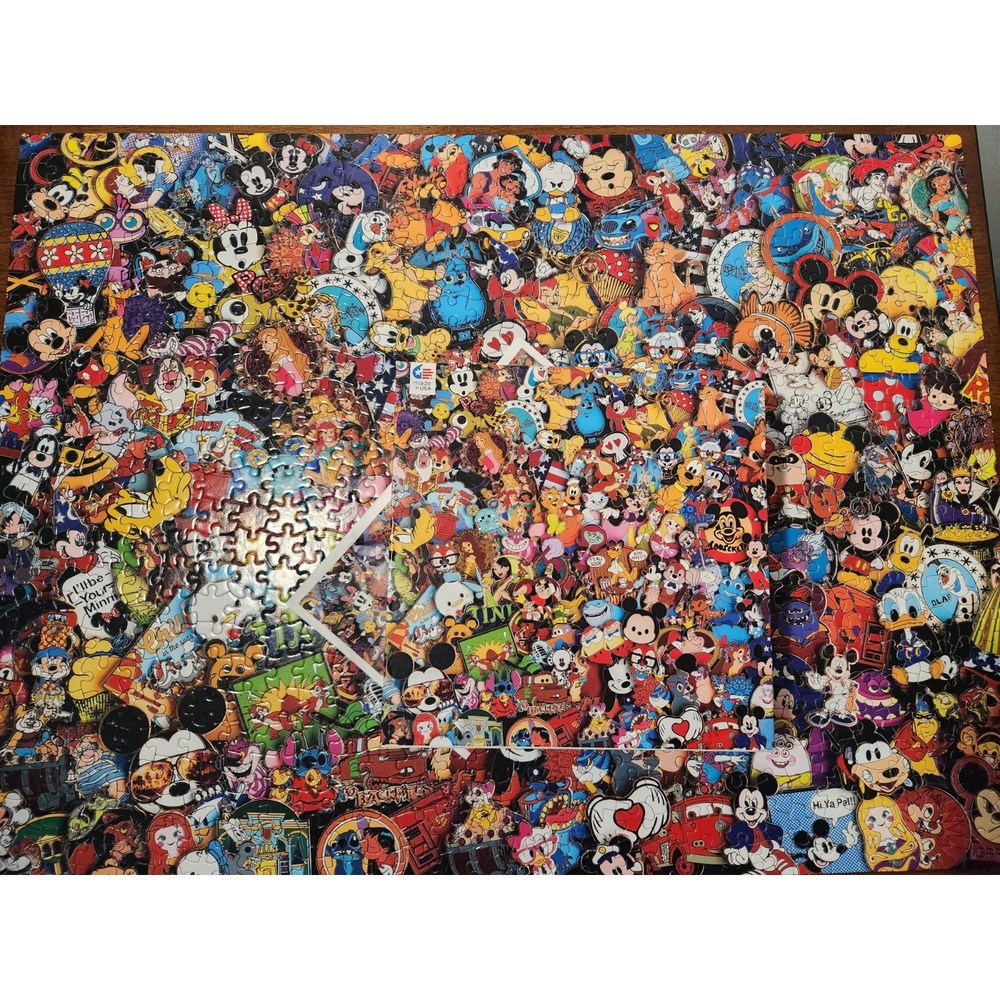 Ceaco Puzzle DISNEY Collector Trading PINS‎ 750 Piece Mickey Mouse Complete